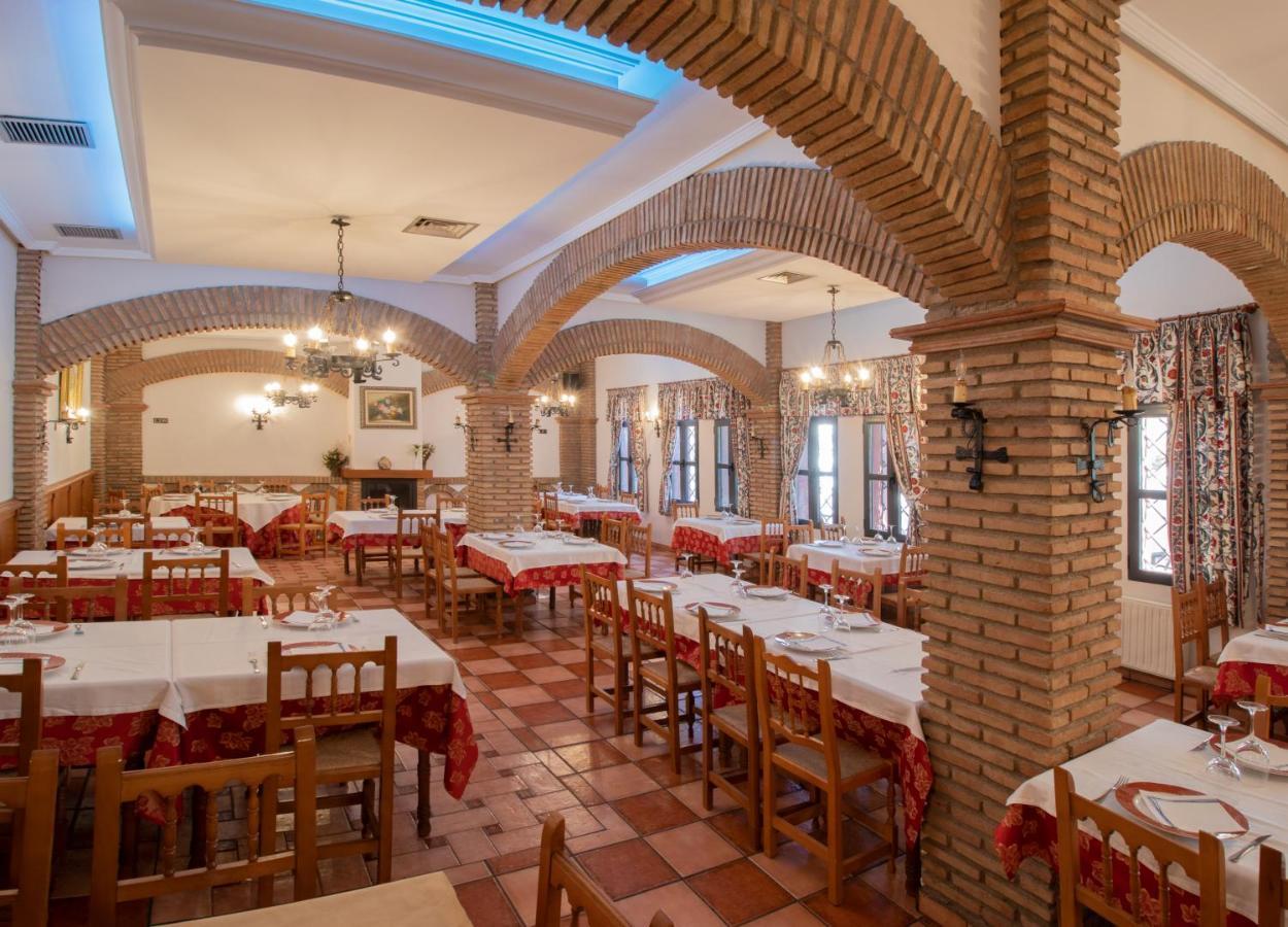Hospederia Del Zenete Hotel La Calahorra Exterior photo