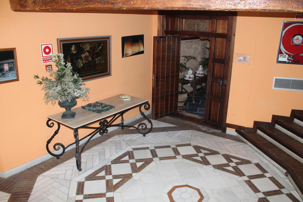 Hospederia Del Zenete Hotel La Calahorra Exterior photo
